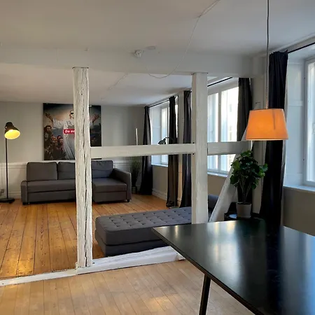 Appartement Trendy - The Marble Church Views